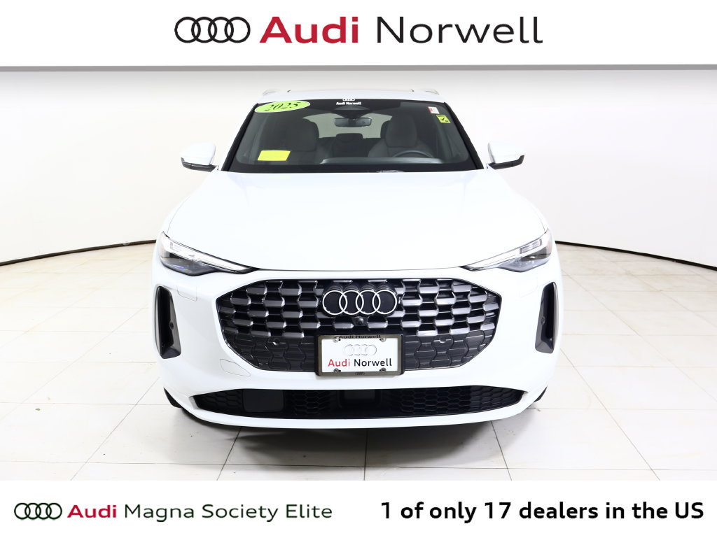 Used 2025 Audi Q5 Premium Plus w/ Premium Plus AWD/4WD image 11