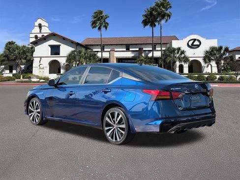 Used 2019 Nissan Altima 2.5 SR AWD/4WD image 4