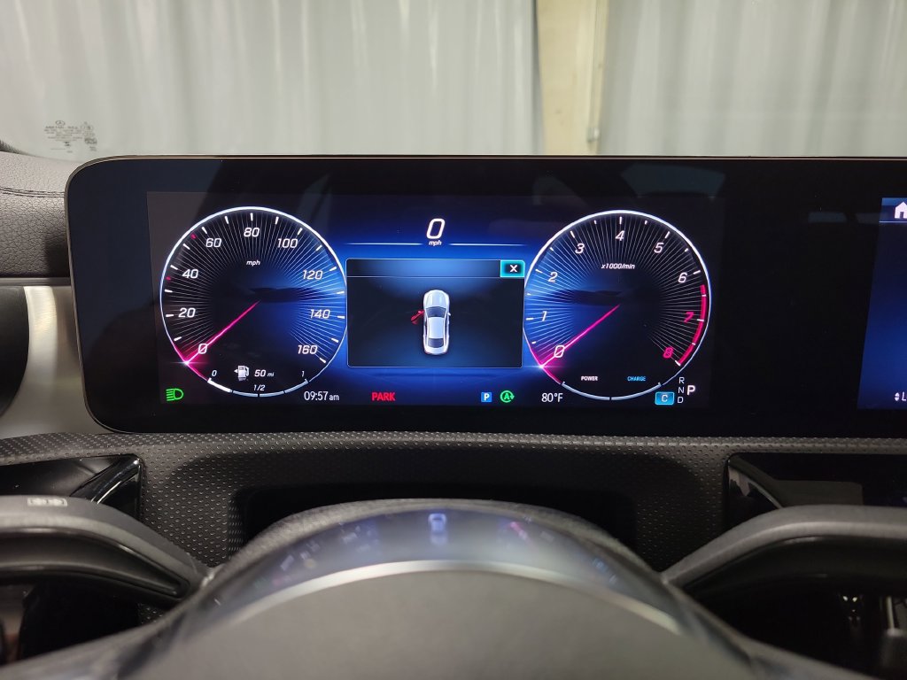 Used 2025 Mercedes-Benz CLA 250 4MATIC image 27