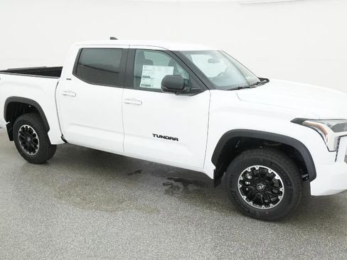 New 2026 Toyota Tundra SR5 AWD/4WD image 12