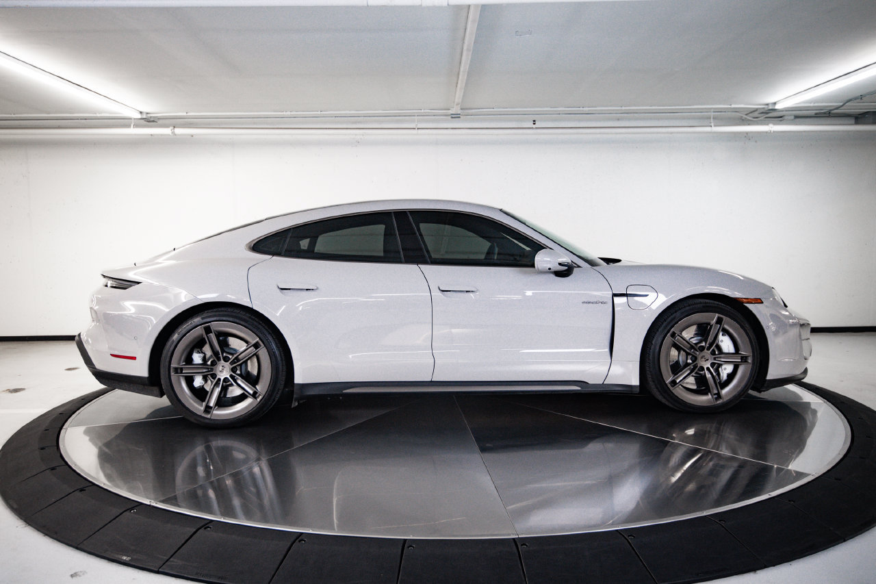 Certified 2025 Porsche Taycan Turbo AWD/4WD image 8