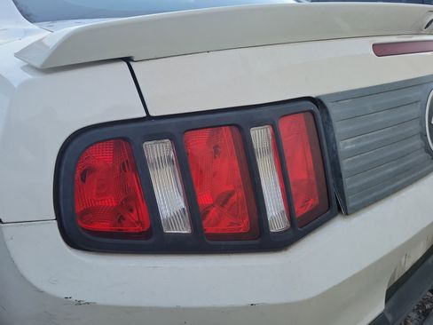 Used 2011 Ford Mustang Premium w/ Electronics Pkg image 8