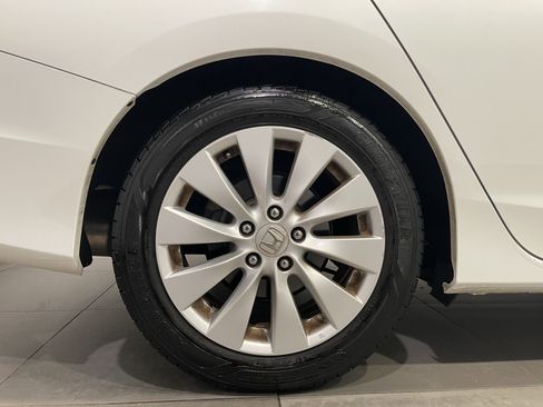Used 2013 Honda Accord EX image 9