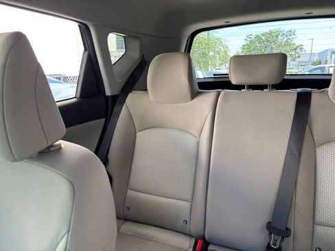 Used 2025 Kia Soul LX w/ LX Technology Package FWD image 39