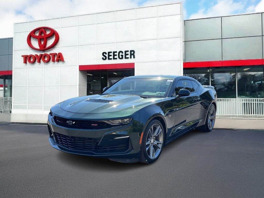 Used 2020 Chevrolet Camaro SS RWD image 11