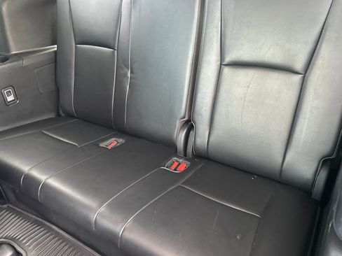 Used 2022 Toyota Highlander XLE image 16