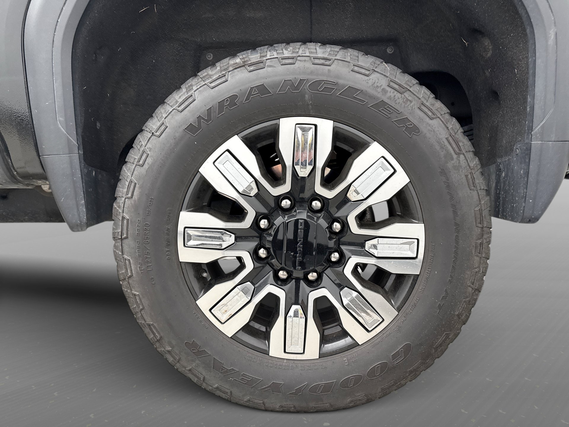 Used 2025 GMC Sierra 2500 Denali w/ Snow Plow Prep/Camper Package AWD/4WD image 27
