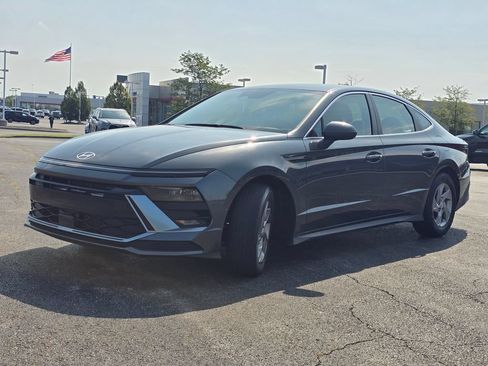 Used 2025 Hyundai Sonata SE FWD image 10