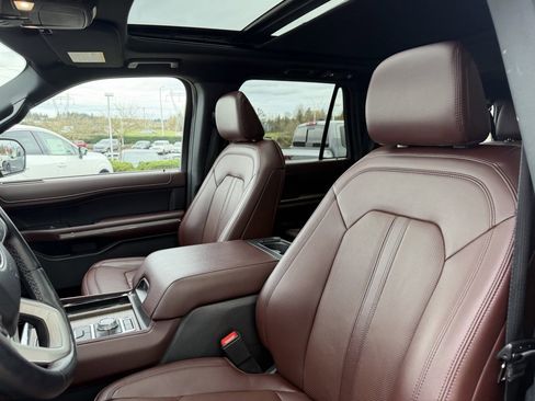 Used 2024 Ford Expedition Max Limited image 15