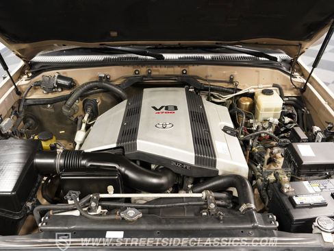 Used 2006 Toyota Land Cruiser image 34