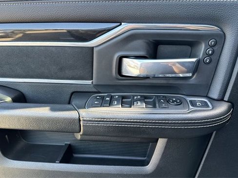 Used 2021 RAM 2500 Laramie w/ Night Edition image 11