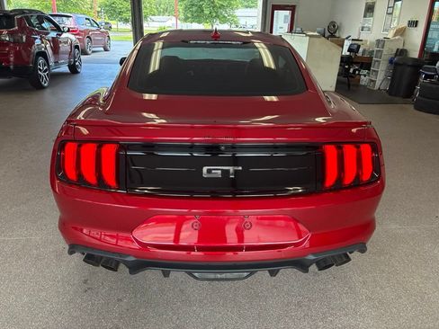 Used 2022 Ford Mustang GT Premium w/ Equipment Group 401A RWD image 29