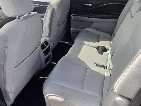 Used 2020 Honda Pilot EX-L image 11