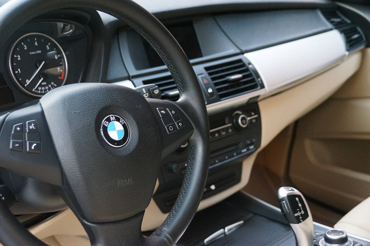 Used 2013 BMW X5 xDrive35i AWD/4WD image 25