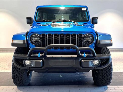 Used 2023 Jeep Wrangler Unlimited Rubicon 4xe AWD/4WD image 13