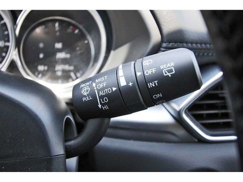 Used 2025 MAZDA CX-5 AWD 2.5 S w/ Preferred Package image 18