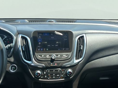 Used 2023 Chevrolet Equinox LT AWD/4WD image 11