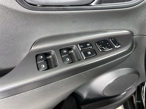 Used 2019 Hyundai Kona SE w/ Cargo Package image 22