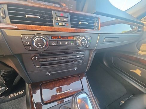 Used 2008 BMW 335i Convertible RWD image 19