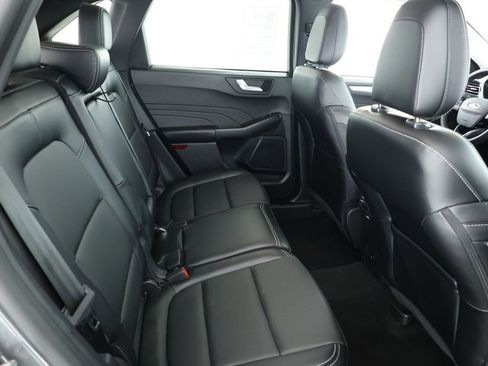 Used 2024 Ford Escape Platinum image 21