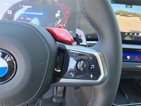 New 2026 BMW M5 w/ Executive Package AWD/4WD image 30