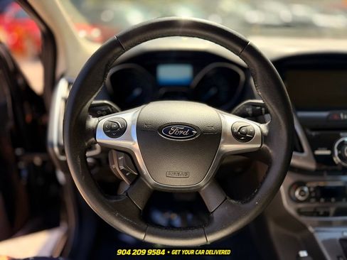 Used 2014 Ford Focus Titanium FWD image 15