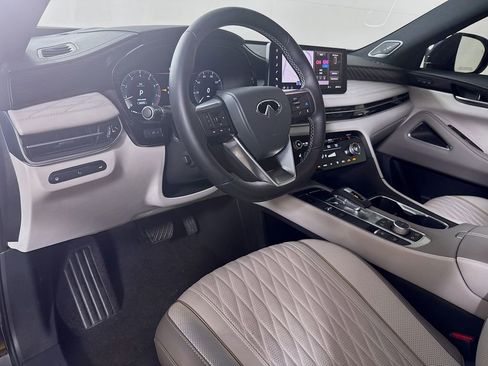 Used 2026 INFINITI QX60 Autograph w/ Dark Cargo Package image 11