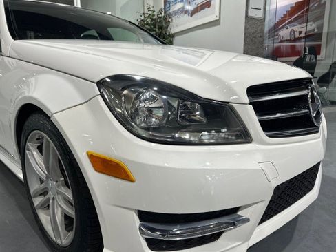 Used 2014 Mercedes-Benz C 250 Sedan image 19