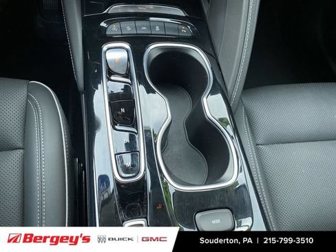 Certified 2023 Buick Envision Essence AWD/4WD image 19