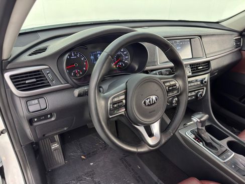 Used 2017 Kia Optima LX w/ Value Package image 12