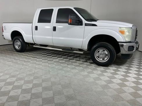 Used 2016 Ford F250 XL w/ Power Equipment Group AWD/4WD image 10