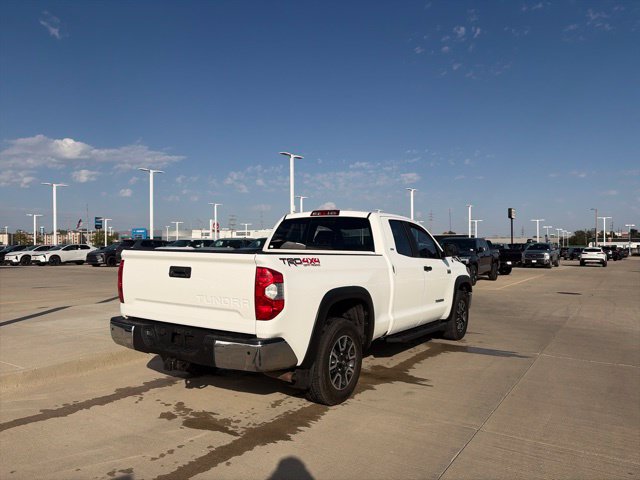 Used 2019 Toyota Tundra SR5 AWD/4WD image 7