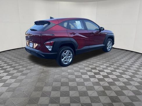 Used 2025 Hyundai Kona SE AWD/4WD image 5