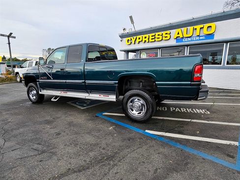 Used 1998 Dodge Ram 2500 Truck 4x4 Club Cab image 3