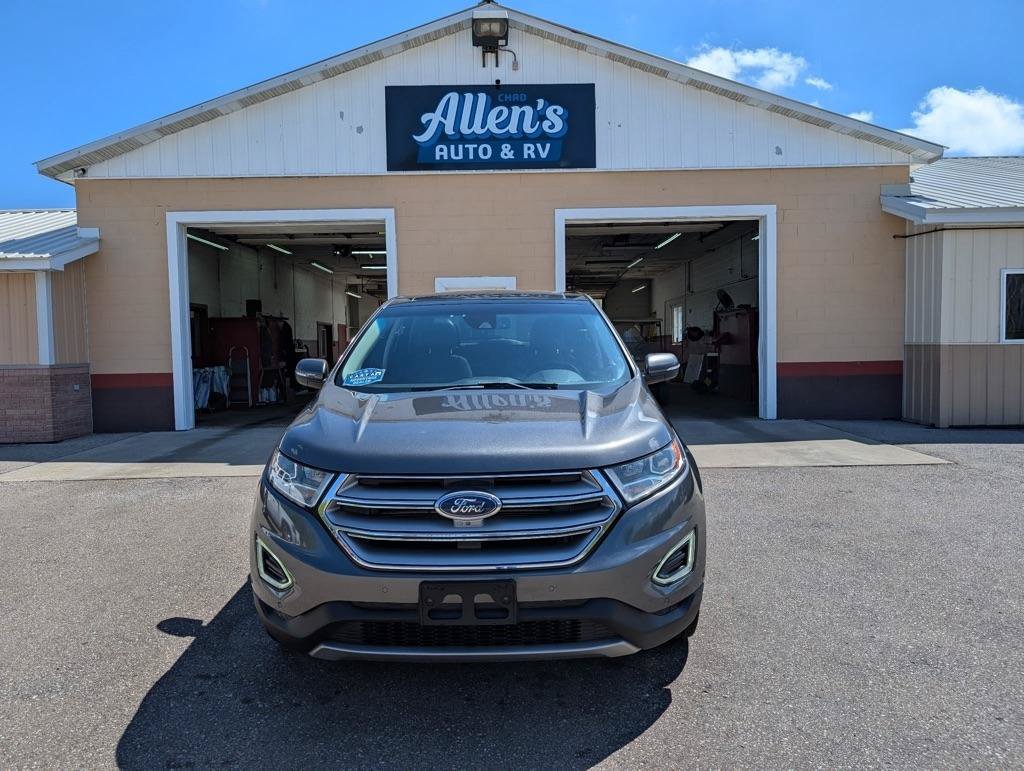 Used 2016 Ford Edge Titanium w/ Equipment Group 302A AWD/4WD image 2