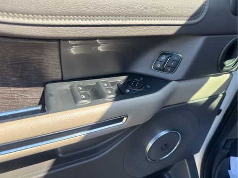 Used 2019 Ford Expedition Max Limited w/ Equipment Group 302A AWD/4WD image 24