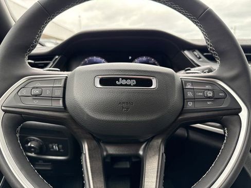 New 2026 Jeep Grand Cherokee L Limited AWD/4WD image 19