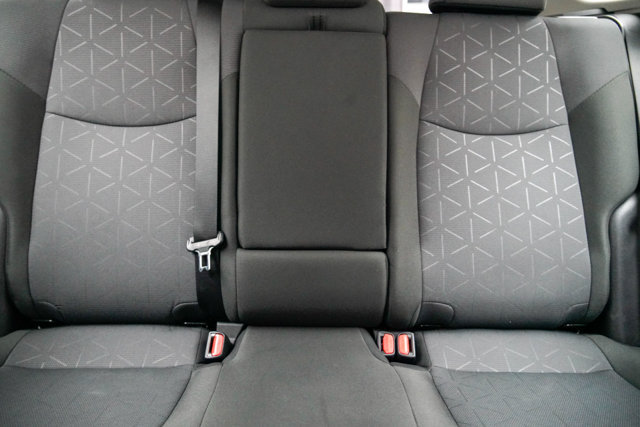 Used 2025 Toyota RAV4 XLE AWD/4WD image 16