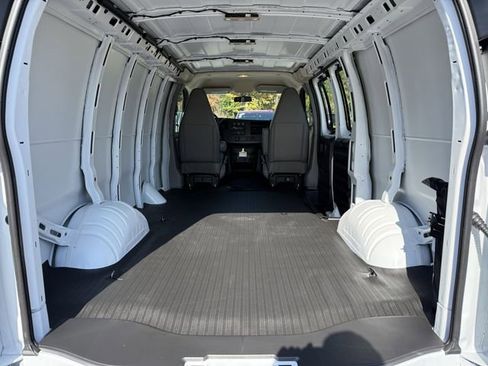 New 2025 Chevrolet Express 2500 w/ Driver Convenience Package image 12