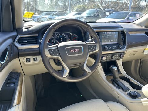 Used 2017 GMC Acadia Denali image 25