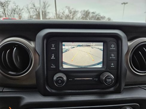 Used 2020 Jeep Wrangler Unlimited Sport S image 15