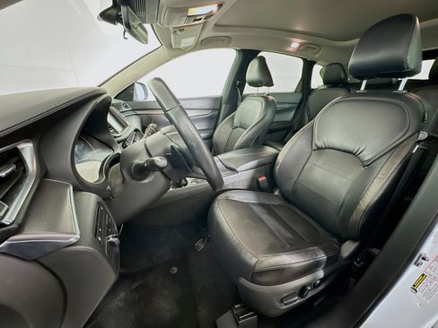 Used 2023 INFINITI QX50 Luxe image 13