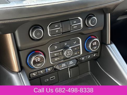 Used 2022 Chevrolet Suburban High Country AWD/4WD image 28