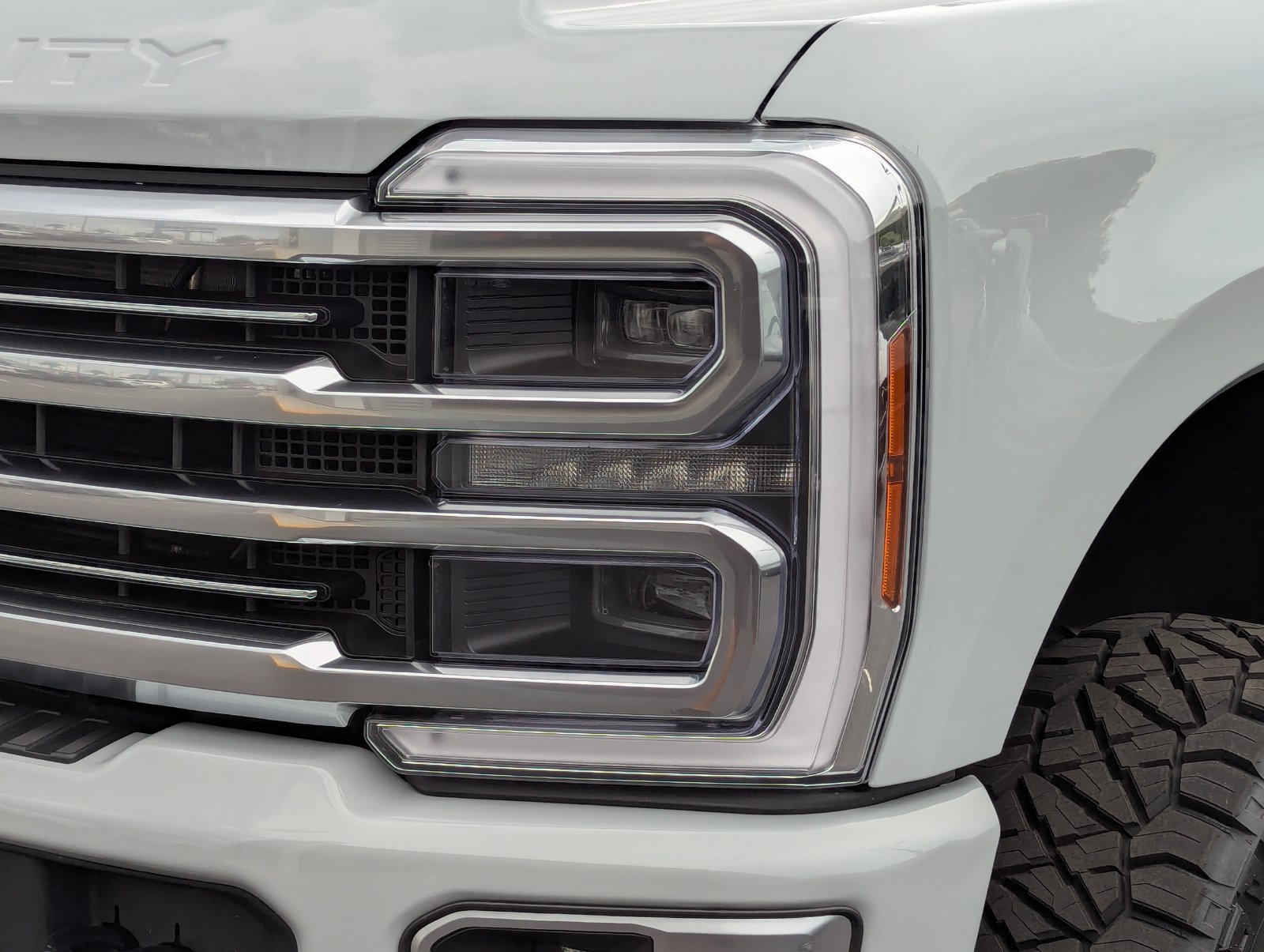 Certified 2026 Ford F250 Platinum w/ Platinum Plus Package AWD/4WD image 11