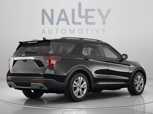 Used 2021 Ford Explorer XLT w/ Class III Trailer Tow Package RWD image 3