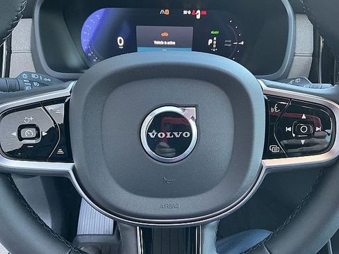 New 2026 Volvo XC90 T8 Ultra w/ Protection Package Premier image 24