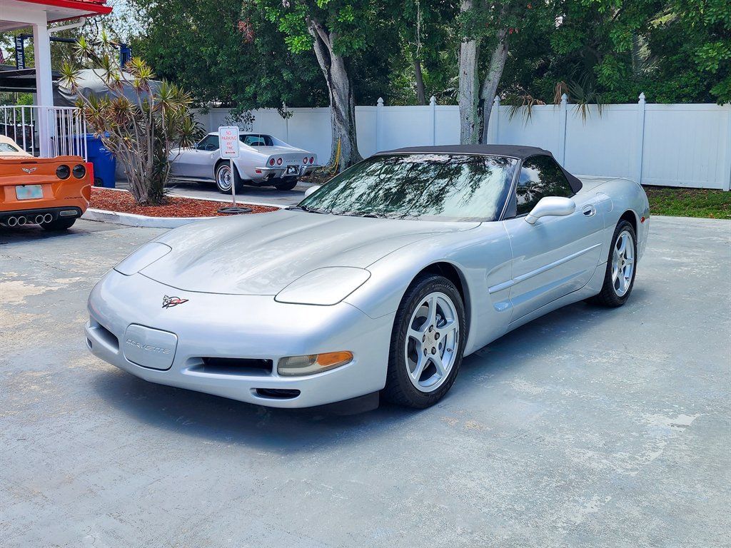 Used 2000 Chevrolet Corvette Convertible w/ Memory Pkg RWD image 12
