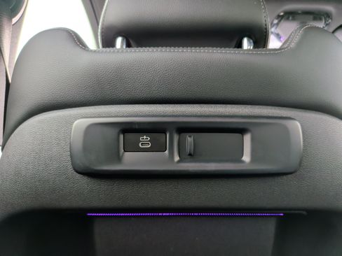 Used 2020 BMW X5 sDrive40i w/ M Sport Package RWD image 34