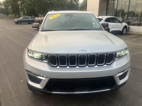 Used 2022 Jeep Grand Cherokee Limited 4xe w/ Luxury Tech Group II AWD/4WD image 2
