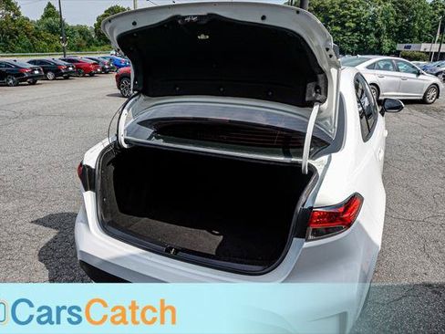 Used 2021 Toyota Corolla LE FWD image 32
